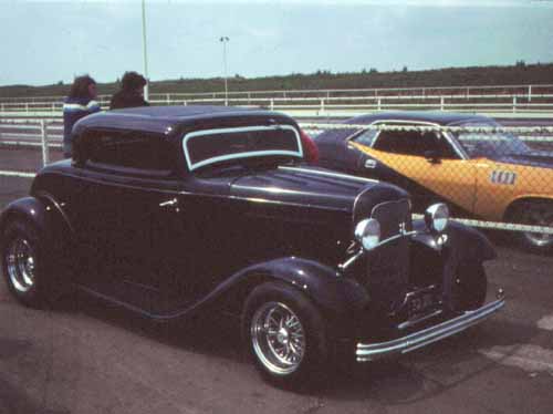'Black Cherry' 32
