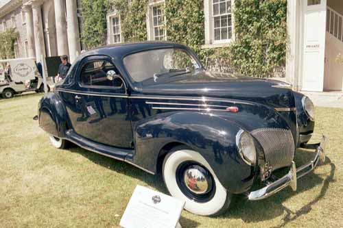 1939 Lincoln Zephyr V12 coupe