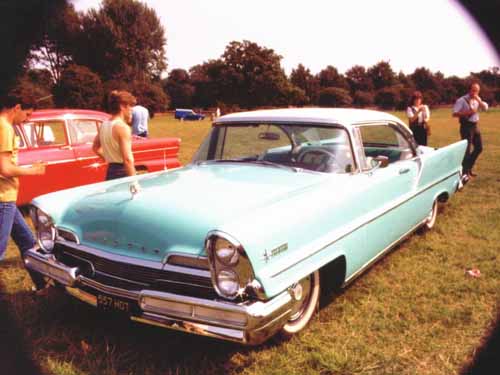 Lincoln Premier