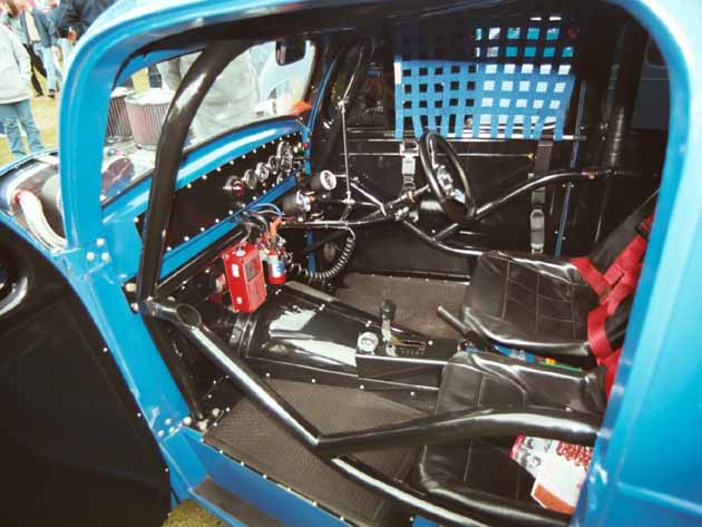 Blue pro street Pop interior