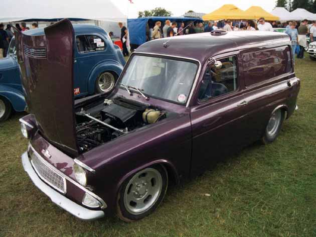 Gary Layton's 105e Anglia Van