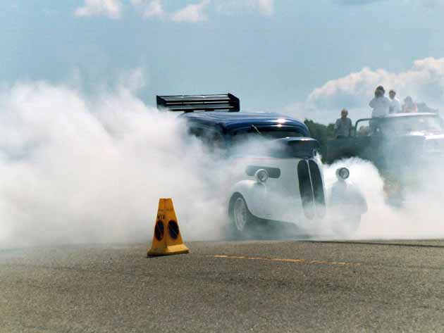 Ford Pop smokin it